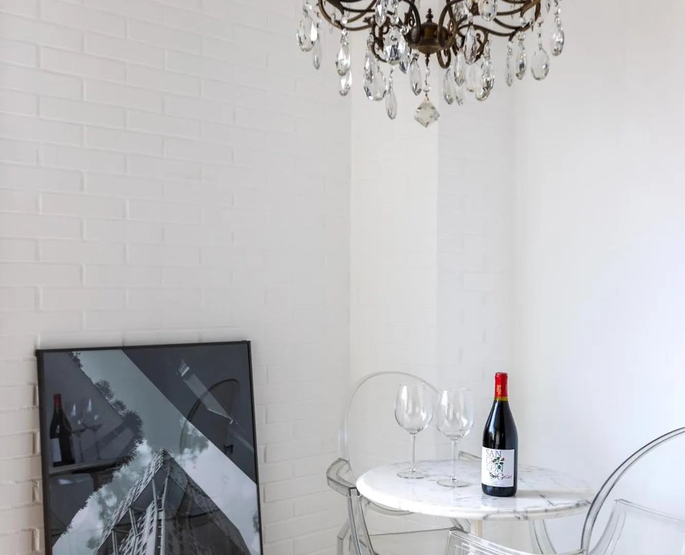 Decastillia Milan Apartment