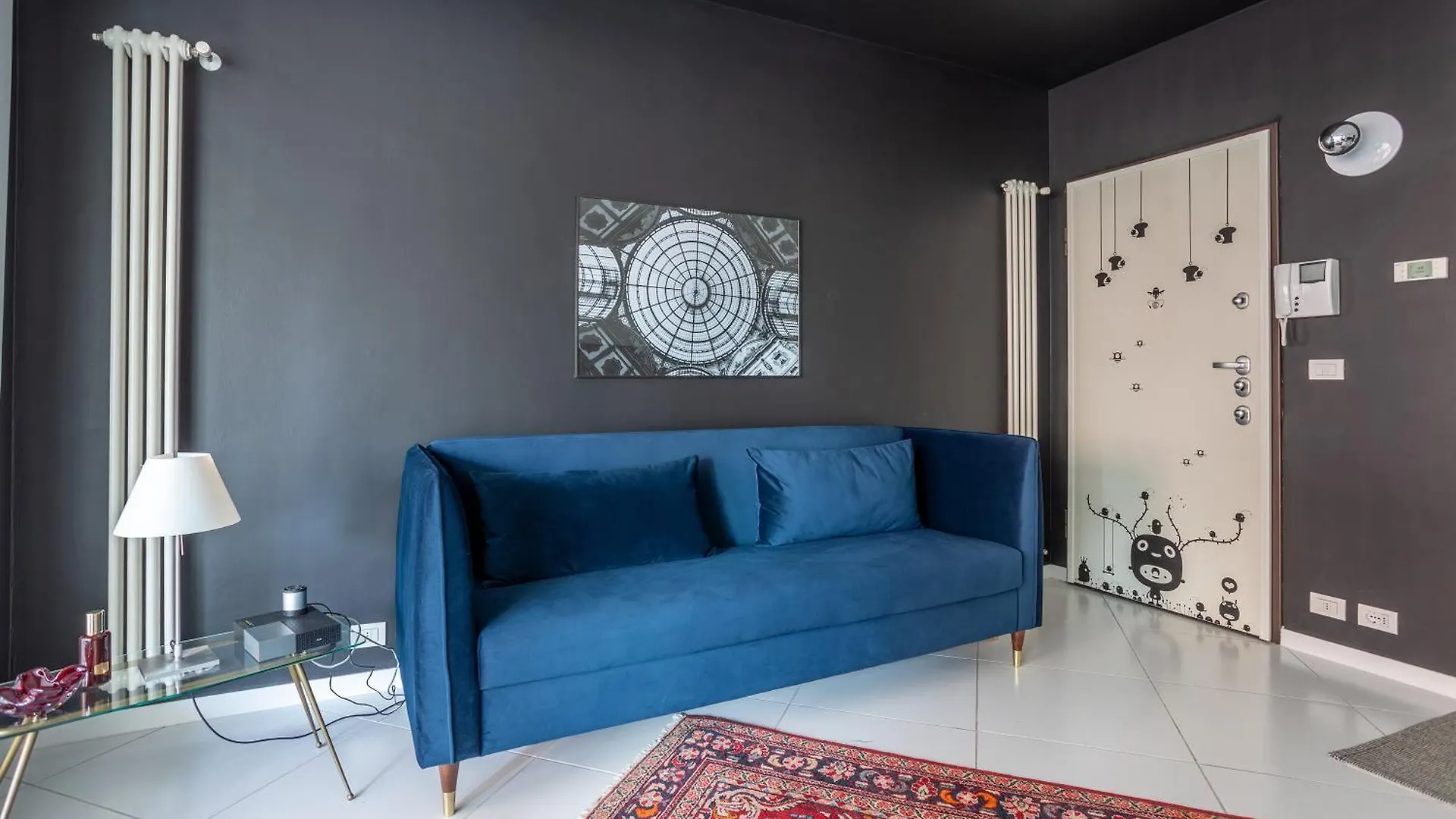 Decastillia Milan Apartment